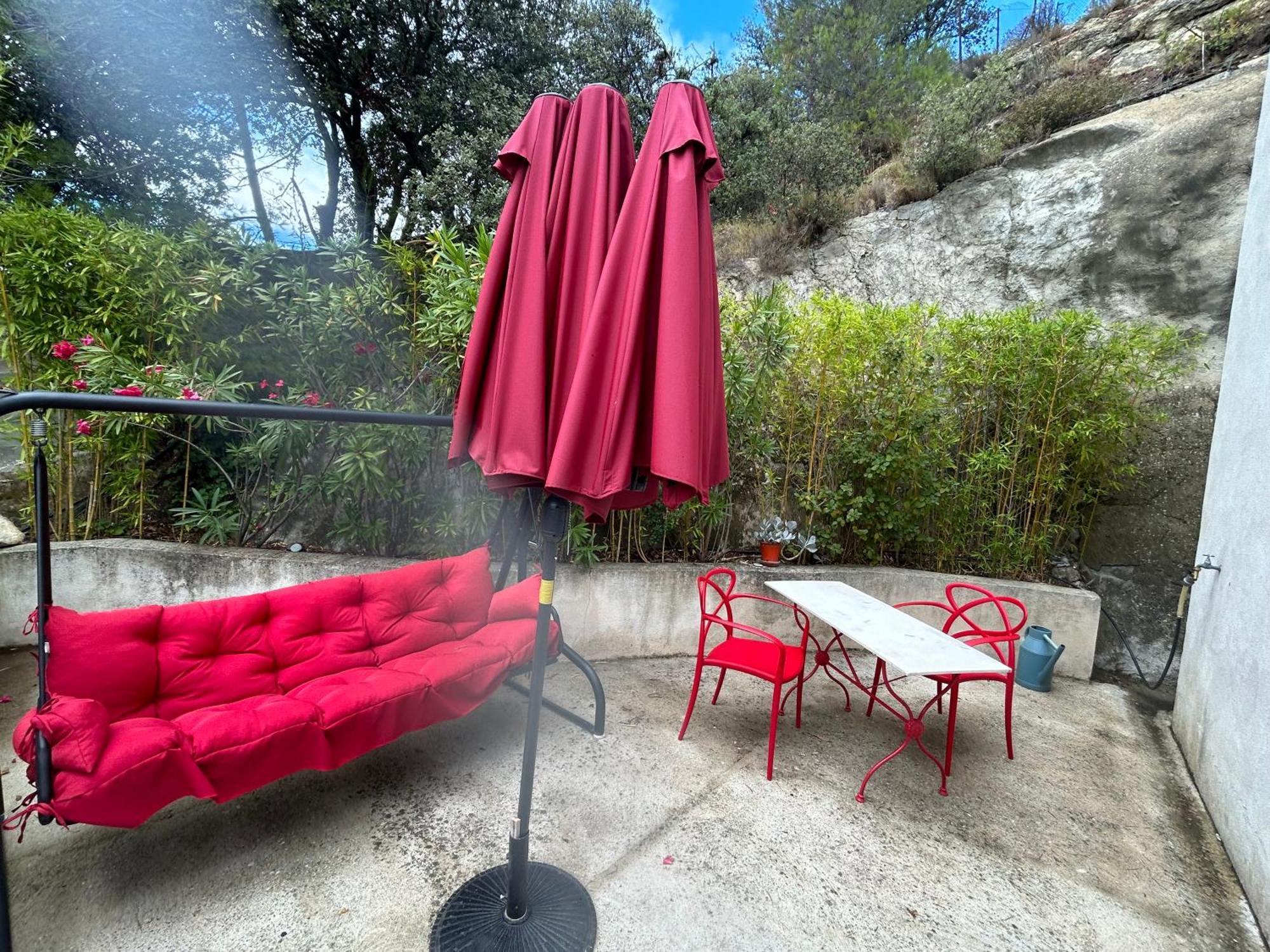 Maisonnette Entre Luberon Et Sainte Victoire La Bastidonne Kültér fotó